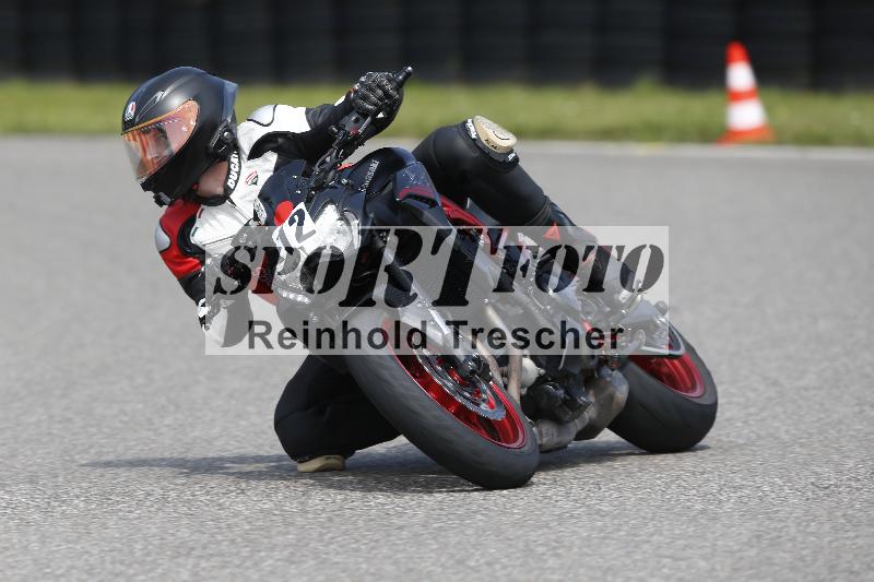 Archiv-2025/25 10.06.2025 MaxRacing ADR/Gruppe rot/12